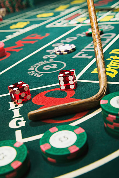 Live dealer blackjack with multiple camera angles